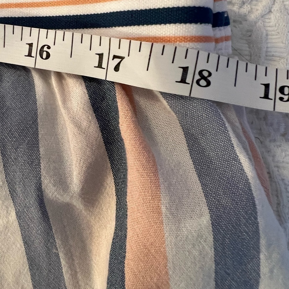 OLD Navy very lightweight cotton shorts, XLP. - Picture 6 of 7